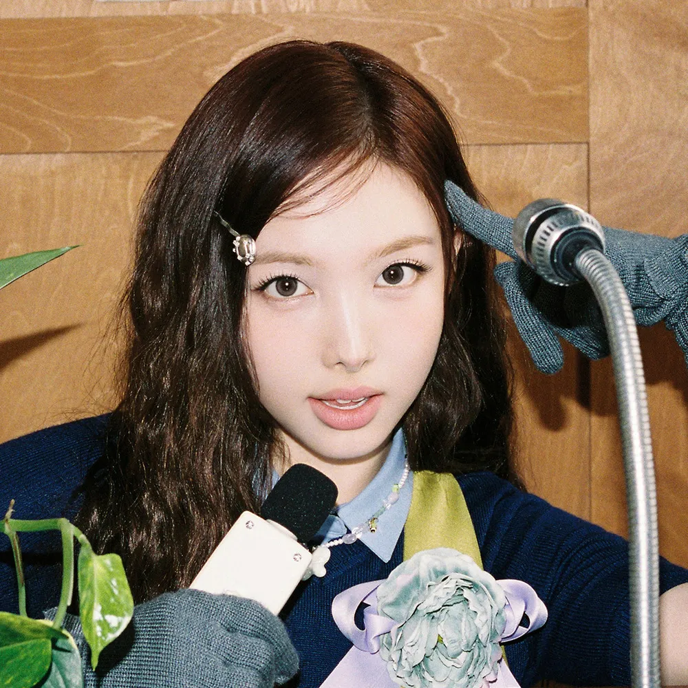 Nayeon (TWICE) official profile portrait