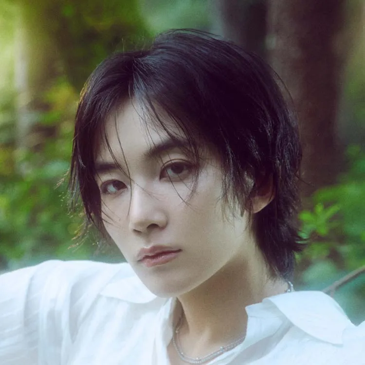Jeonghan (SEVENTEEN) official profile portrait